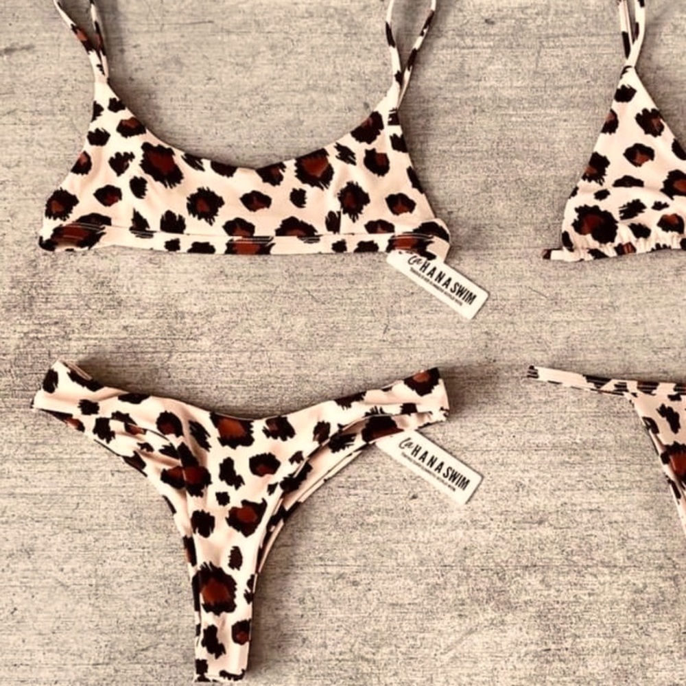 La Hana Swim NWOT leopard Luna bikini - small